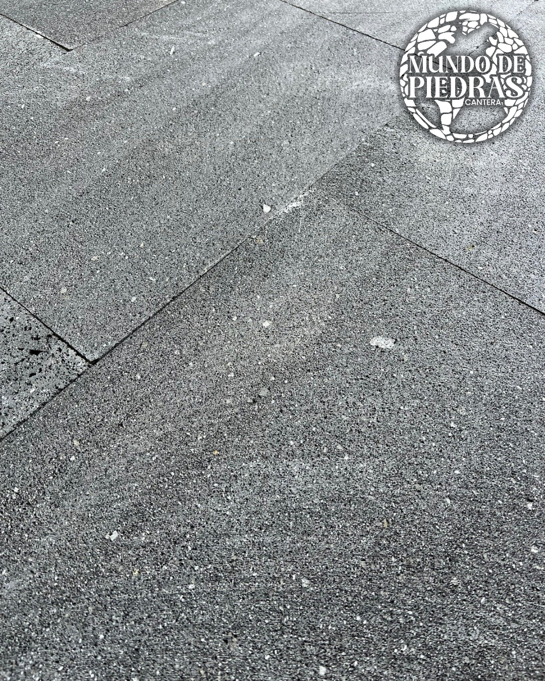 Recinto Negro poro cerrado 